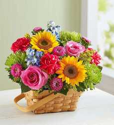 Sunny Garden Basket Flower Power, Florist Davenport FL
